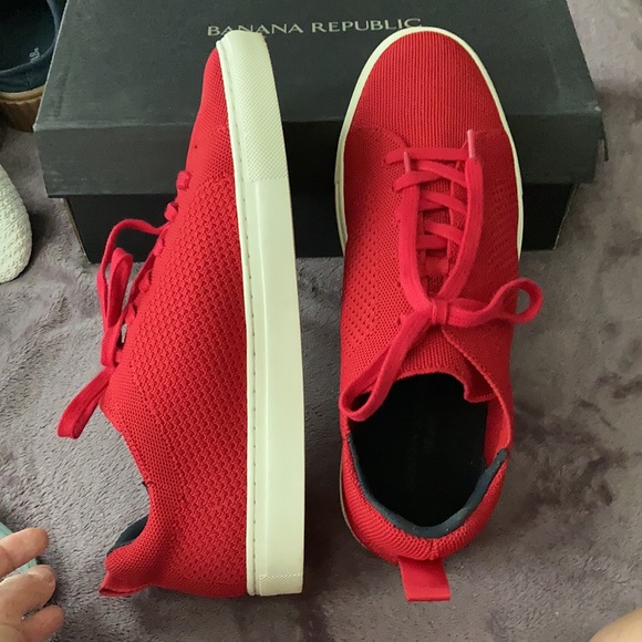 Banana Republic Red shoes.Size 8M Upper Textile - Picture 2 of 5